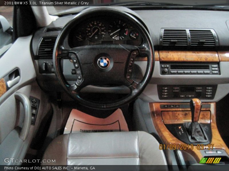 Titanium Silver Metallic / Grey 2001 BMW X5 3.0i