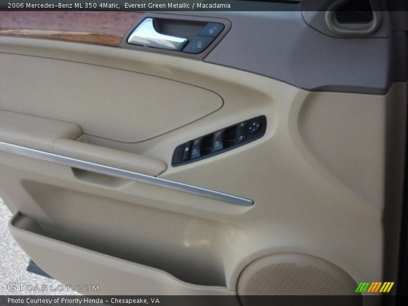 2006 ML 350 4Matic Logo