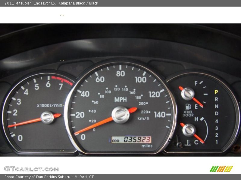 Kalapana Black / Black 2011 Mitsubishi Endeavor LS