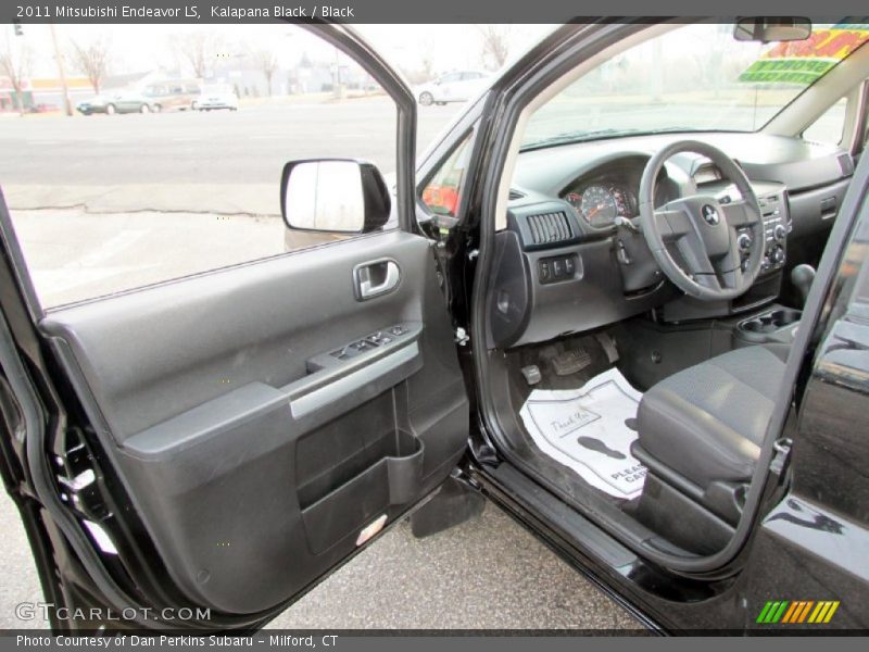 Kalapana Black / Black 2011 Mitsubishi Endeavor LS