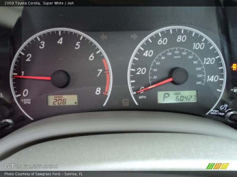Super White / Ash 2009 Toyota Corolla