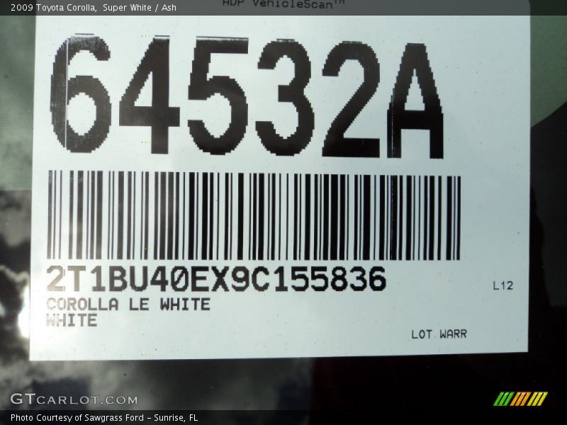 Super White / Ash 2009 Toyota Corolla