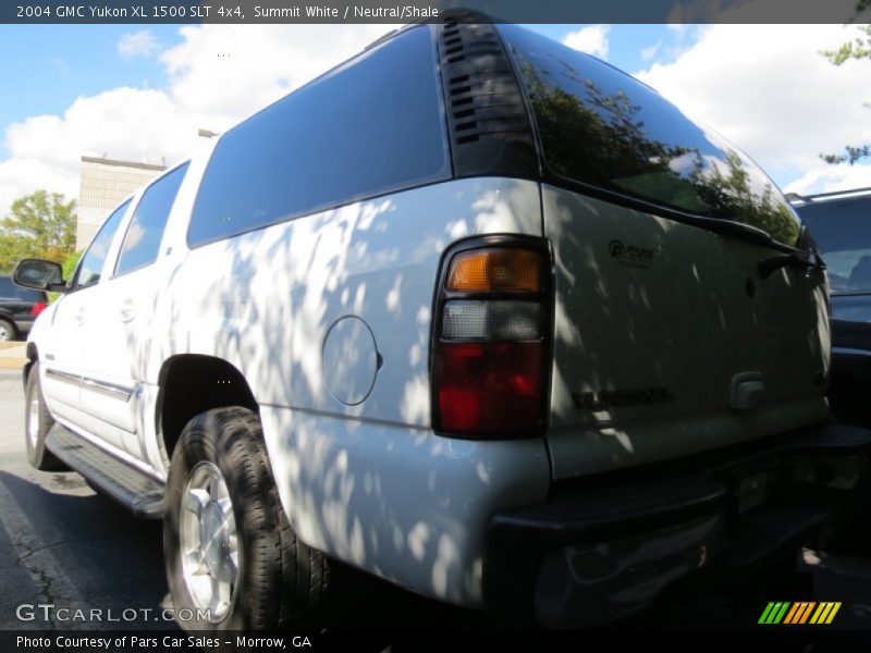 Summit White / Neutral/Shale 2004 GMC Yukon XL 1500 SLT 4x4