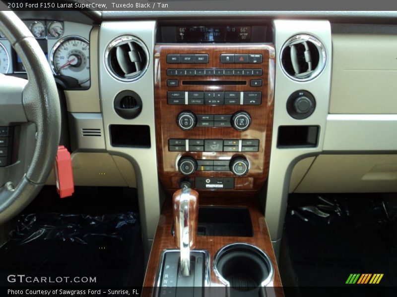 Tuxedo Black / Tan 2010 Ford F150 Lariat SuperCrew