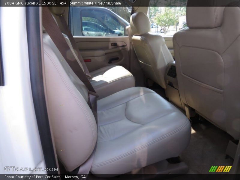 Summit White / Neutral/Shale 2004 GMC Yukon XL 1500 SLT 4x4
