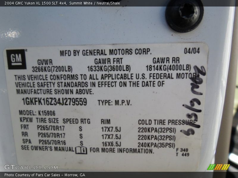 Summit White / Neutral/Shale 2004 GMC Yukon XL 1500 SLT 4x4