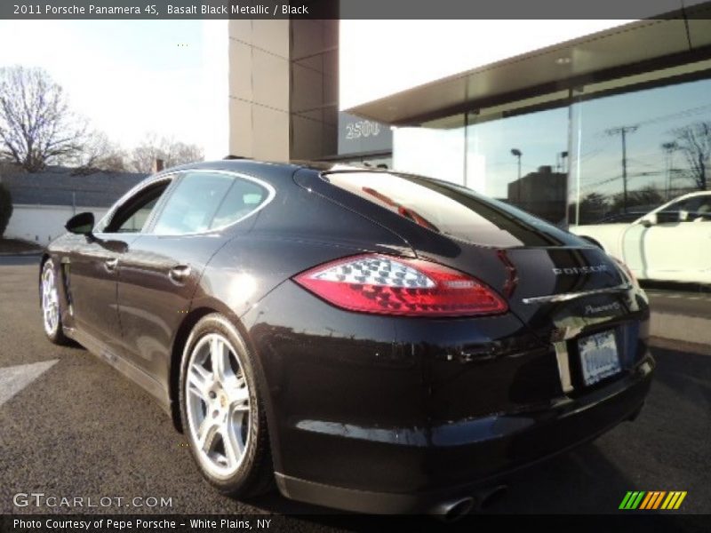 Basalt Black Metallic / Black 2011 Porsche Panamera 4S