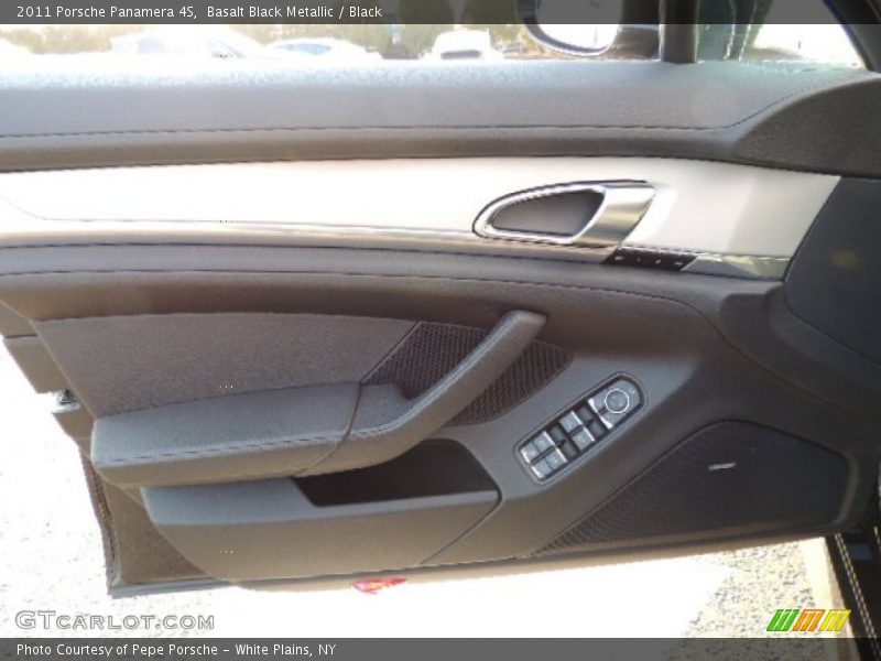 Basalt Black Metallic / Black 2011 Porsche Panamera 4S