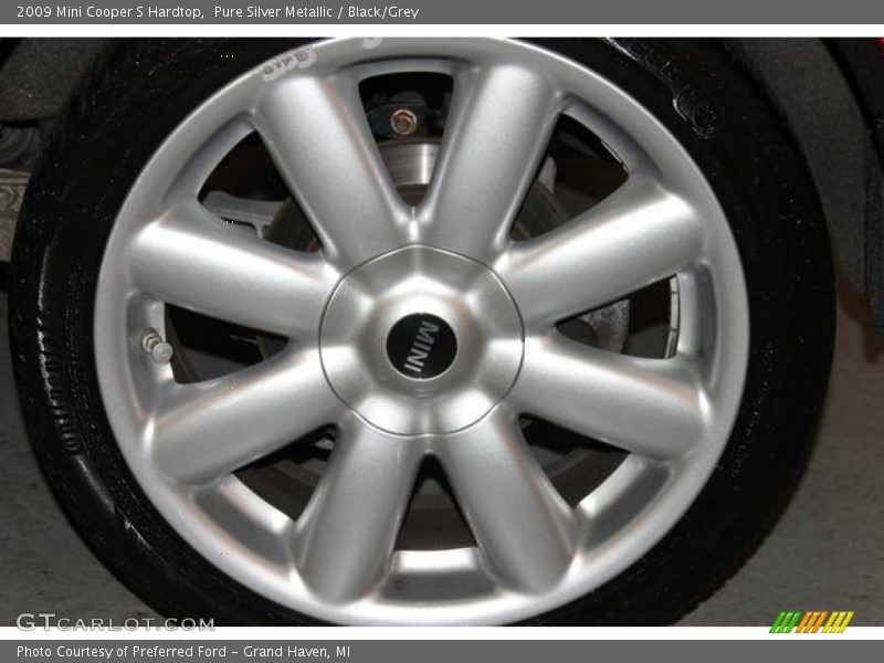 Pure Silver Metallic / Black/Grey 2009 Mini Cooper S Hardtop