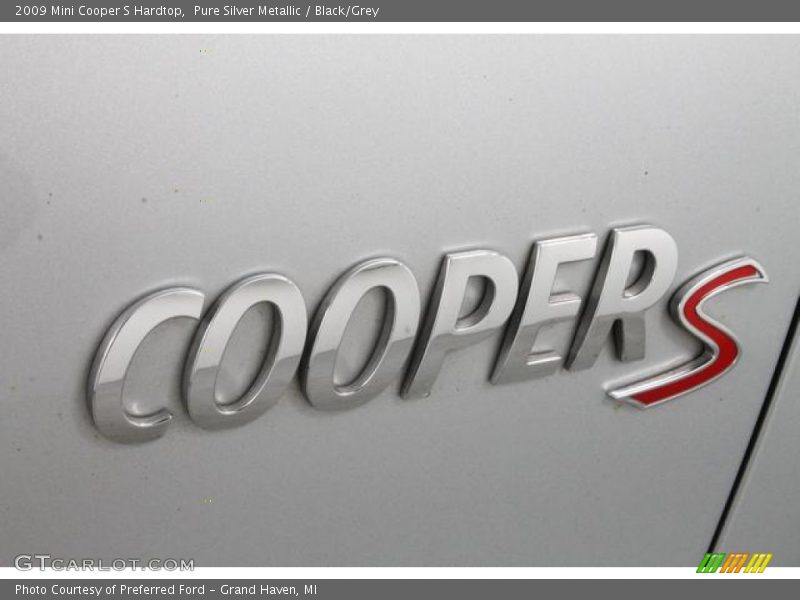 Pure Silver Metallic / Black/Grey 2009 Mini Cooper S Hardtop