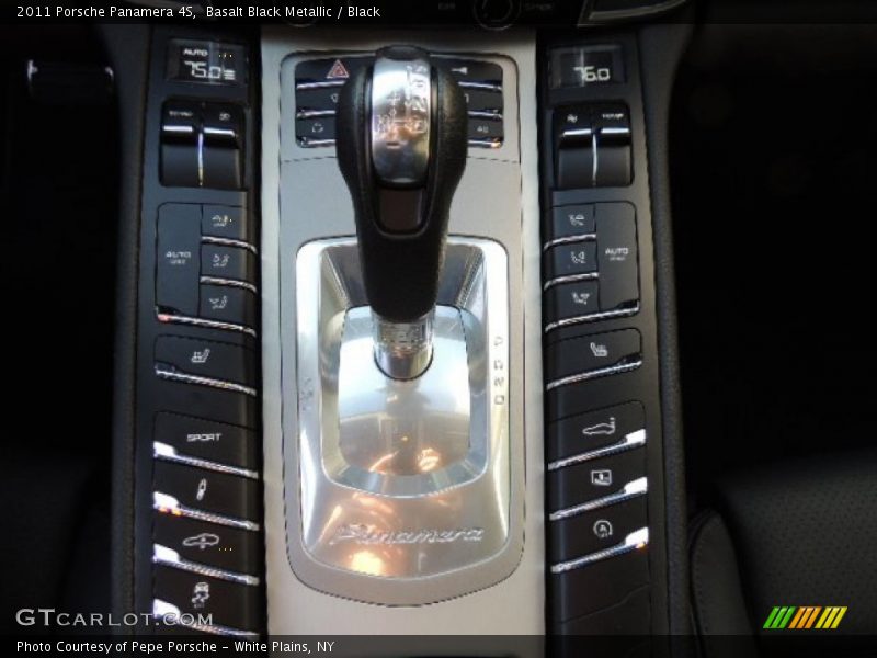 Basalt Black Metallic / Black 2011 Porsche Panamera 4S
