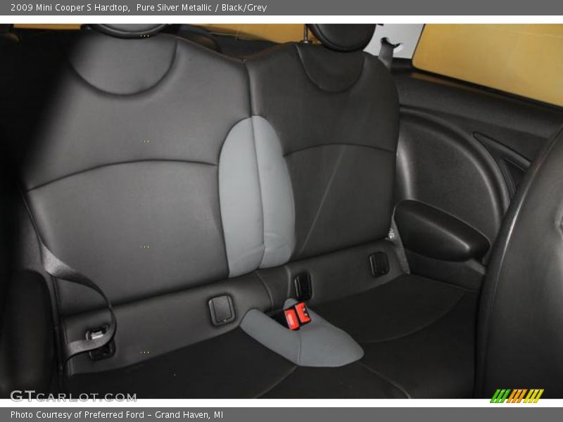 Pure Silver Metallic / Black/Grey 2009 Mini Cooper S Hardtop