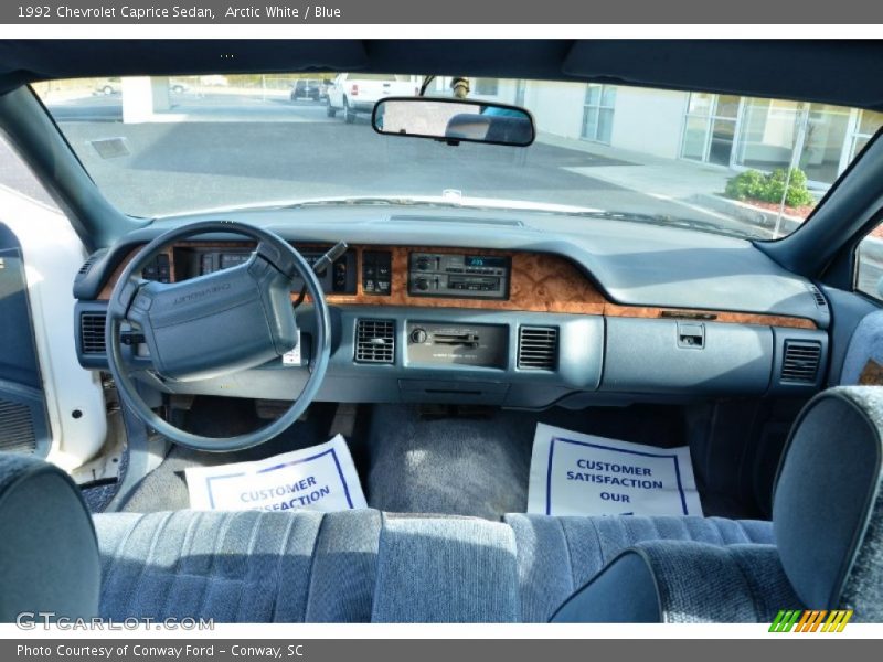 Dashboard of 1992 Caprice Sedan