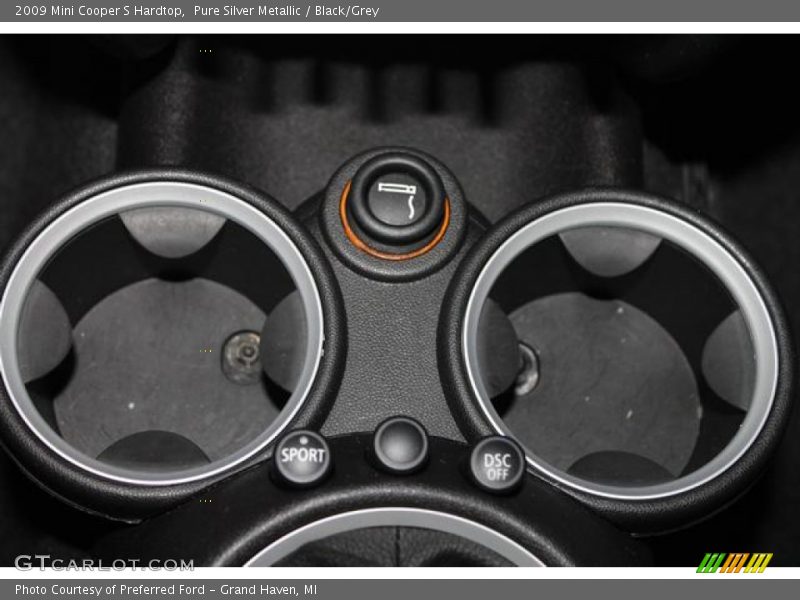 Pure Silver Metallic / Black/Grey 2009 Mini Cooper S Hardtop