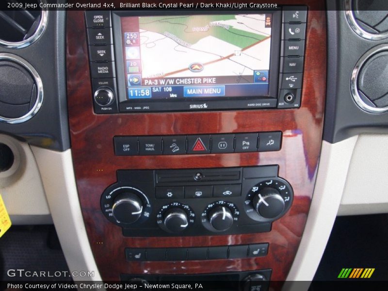Brilliant Black Crystal Pearl / Dark Khaki/Light Graystone 2009 Jeep Commander Overland 4x4