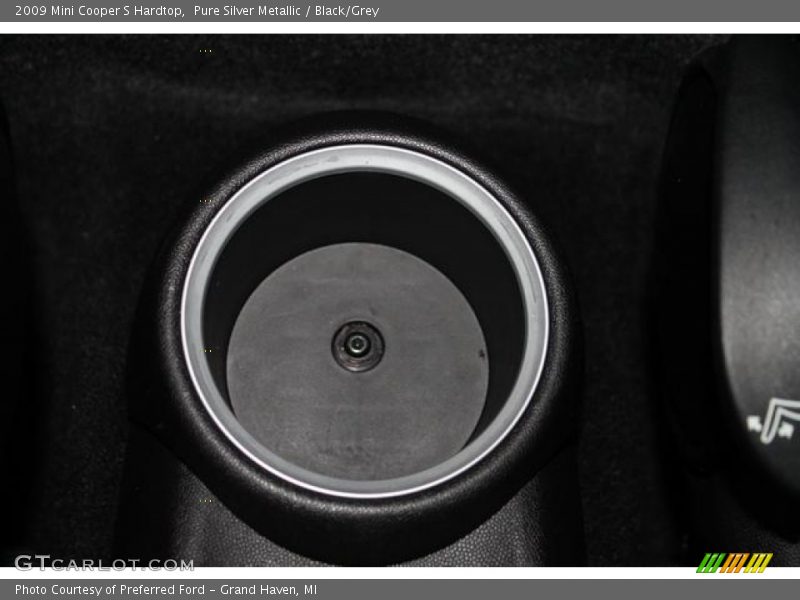 Pure Silver Metallic / Black/Grey 2009 Mini Cooper S Hardtop