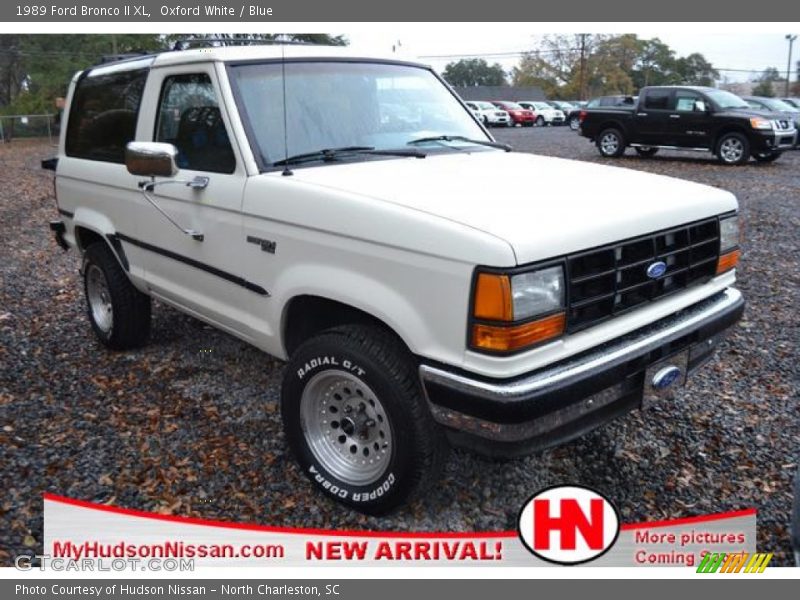 Oxford White / Blue 1989 Ford Bronco II XL