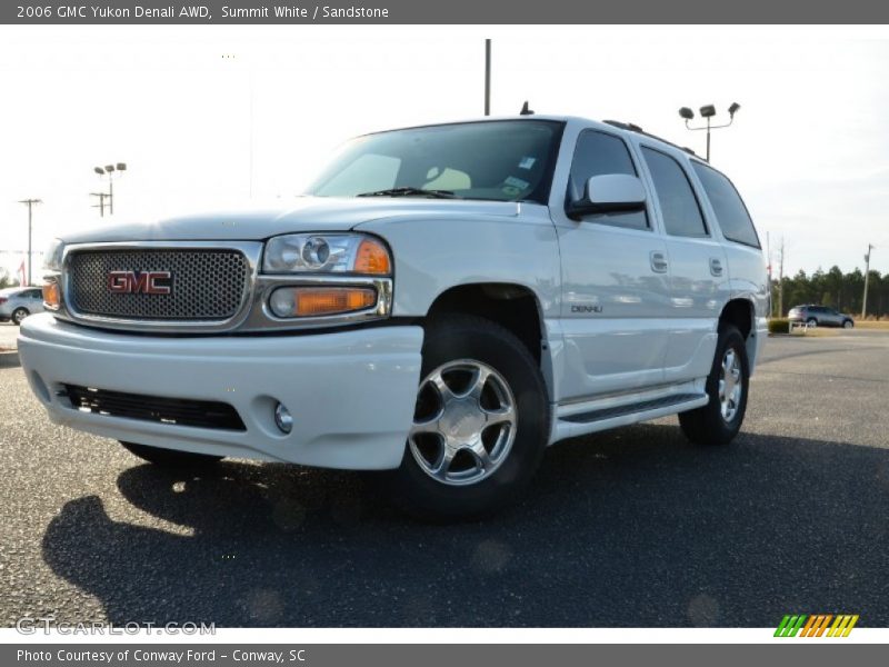 Summit White / Sandstone 2006 GMC Yukon Denali AWD