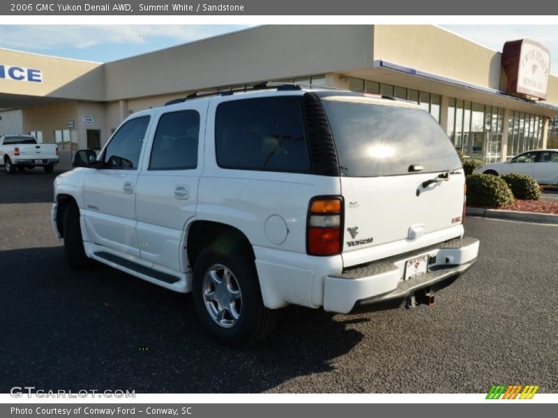 Summit White / Sandstone 2006 GMC Yukon Denali AWD