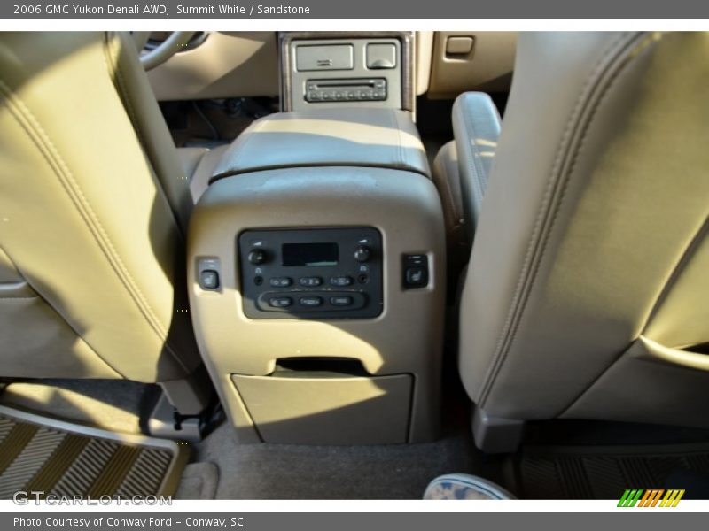Summit White / Sandstone 2006 GMC Yukon Denali AWD
