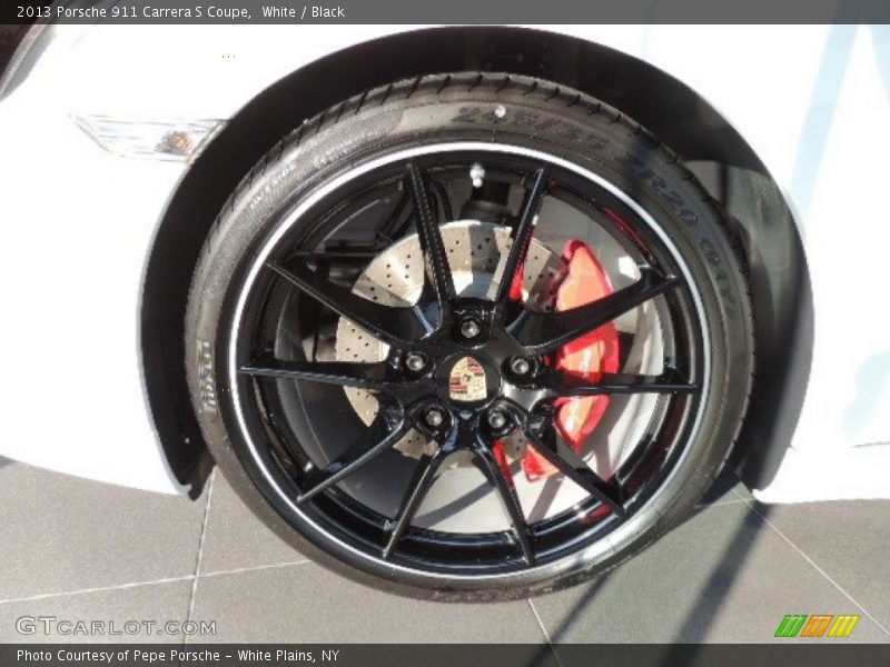 White / Black 2013 Porsche 911 Carrera S Coupe