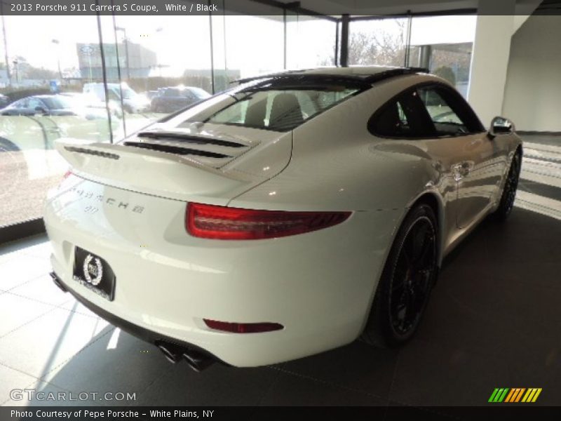 White / Black 2013 Porsche 911 Carrera S Coupe