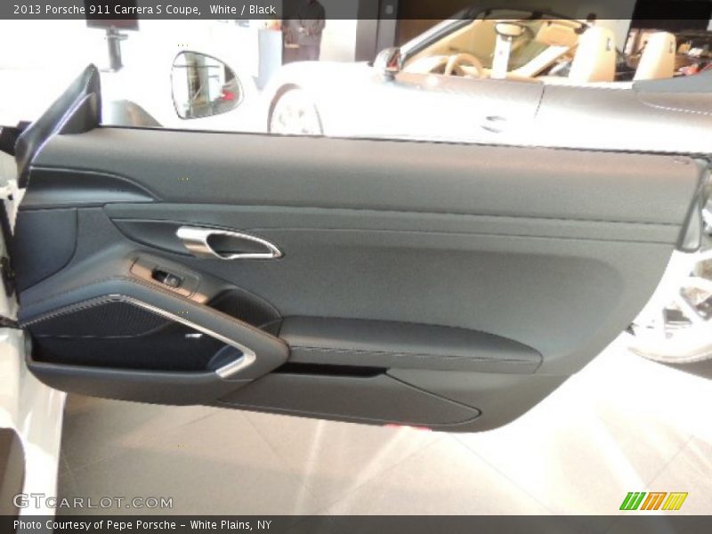 White / Black 2013 Porsche 911 Carrera S Coupe