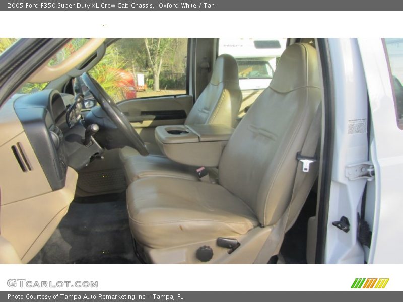 Oxford White / Tan 2005 Ford F350 Super Duty XL Crew Cab Chassis