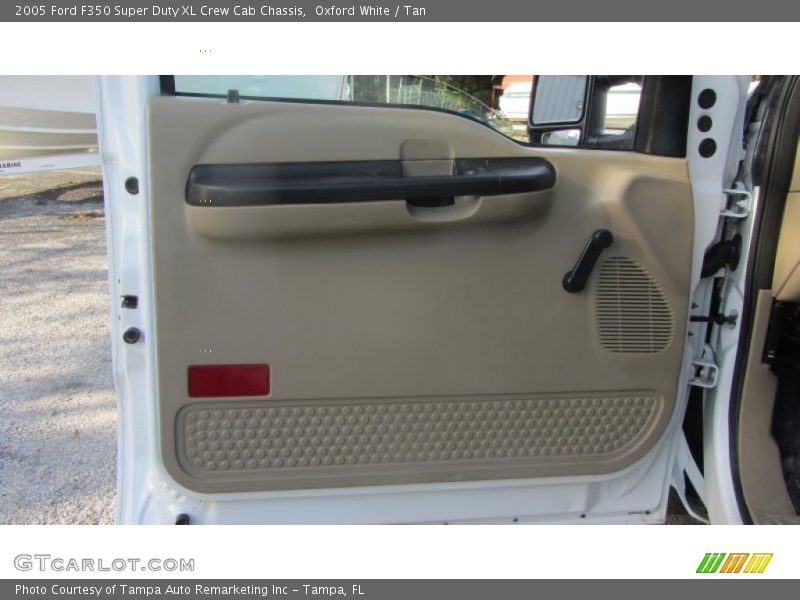Oxford White / Tan 2005 Ford F350 Super Duty XL Crew Cab Chassis