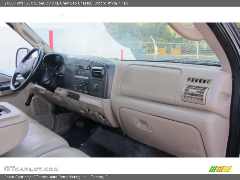 Oxford White / Tan 2005 Ford F350 Super Duty XL Crew Cab Chassis