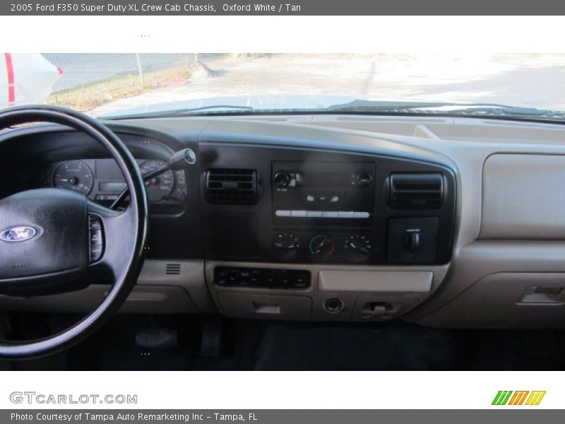 Oxford White / Tan 2005 Ford F350 Super Duty XL Crew Cab Chassis