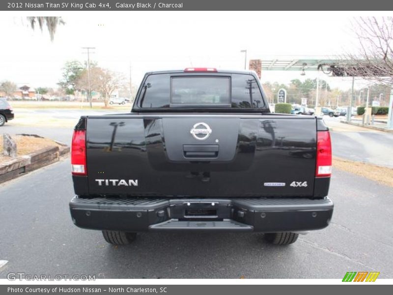 Galaxy Black / Charcoal 2012 Nissan Titan SV King Cab 4x4