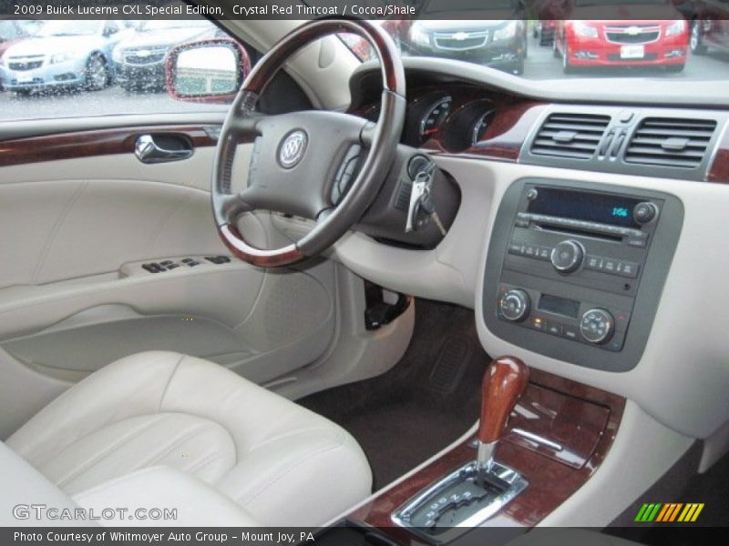 Dashboard of 2009 Lucerne CXL Special Edition