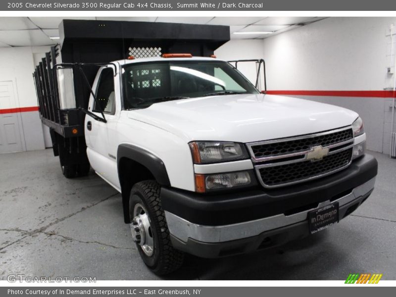 Summit White / Dark Charcoal 2005 Chevrolet Silverado 3500 Regular Cab 4x4 Chassis