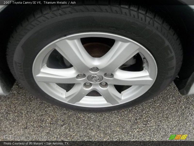 Titanium Metallic / Ash 2007 Toyota Camry SE V6