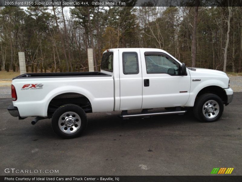 Oxford White / Tan 2005 Ford F350 Super Duty XLT SuperCab 4x4
