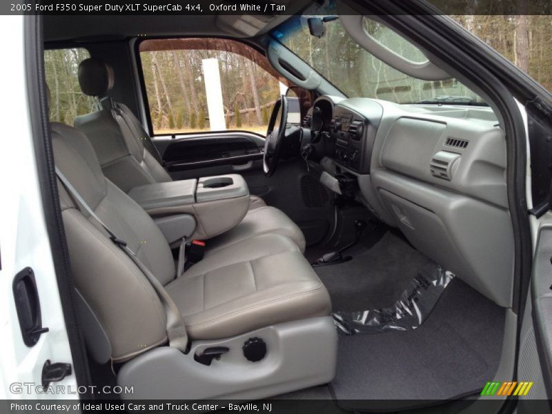 Oxford White / Tan 2005 Ford F350 Super Duty XLT SuperCab 4x4