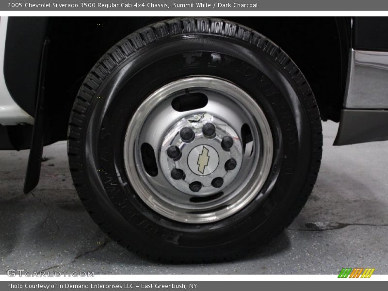 Summit White / Dark Charcoal 2005 Chevrolet Silverado 3500 Regular Cab 4x4 Chassis