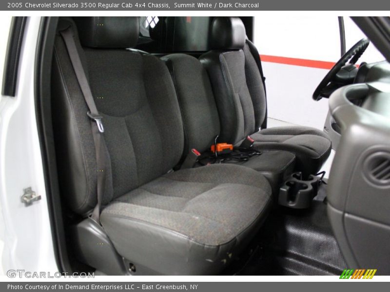 Summit White / Dark Charcoal 2005 Chevrolet Silverado 3500 Regular Cab 4x4 Chassis