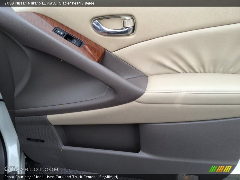 Glacier Pearl / Beige 2009 Nissan Murano LE AWD