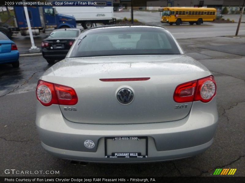 Opal Silver / Titan Black 2009 Volkswagen Eos Lux