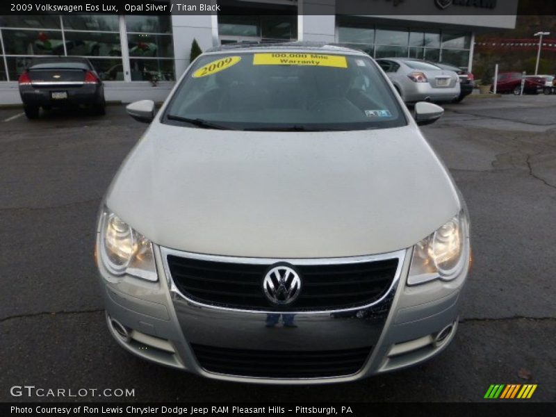 Opal Silver / Titan Black 2009 Volkswagen Eos Lux