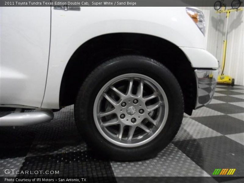 Super White / Sand Beige 2011 Toyota Tundra Texas Edition Double Cab