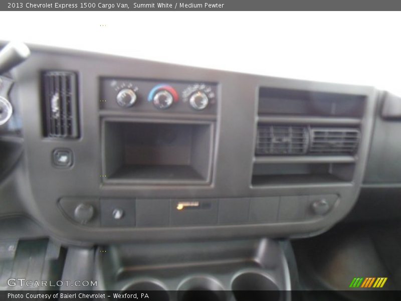 Summit White / Medium Pewter 2013 Chevrolet Express 1500 Cargo Van