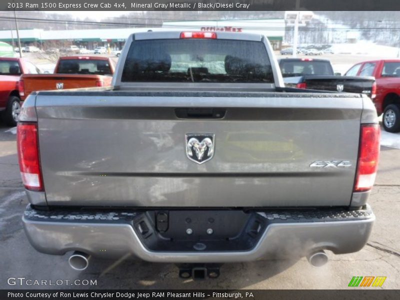 Mineral Gray Metallic / Black/Diesel Gray 2013 Ram 1500 Express Crew Cab 4x4