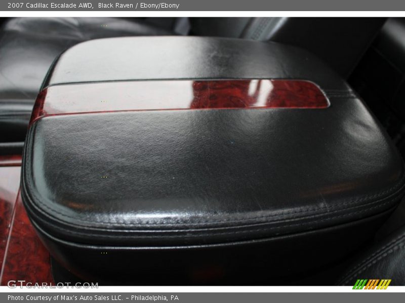 Black Raven / Ebony/Ebony 2007 Cadillac Escalade AWD