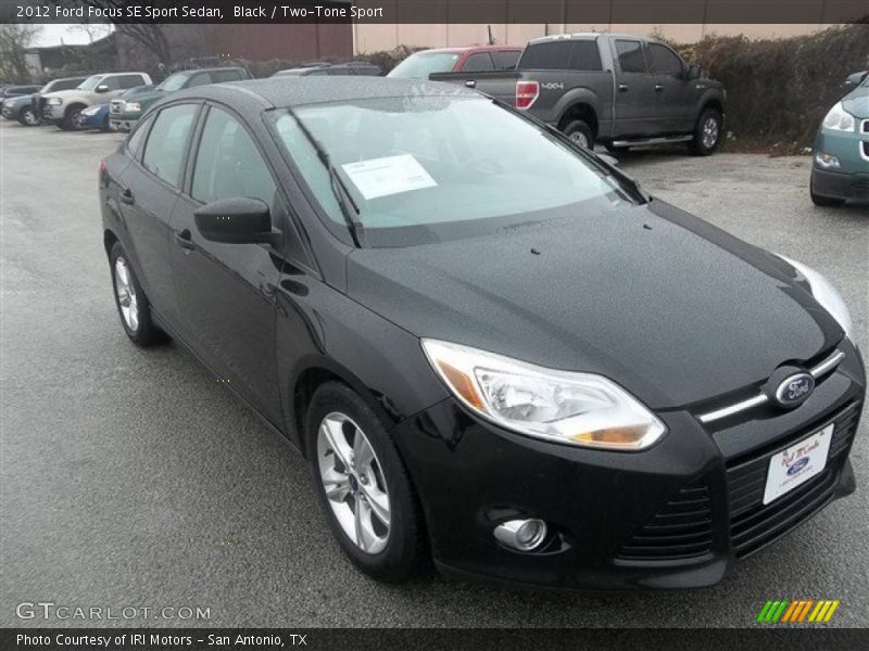 Black / Two-Tone Sport 2012 Ford Focus SE Sport Sedan