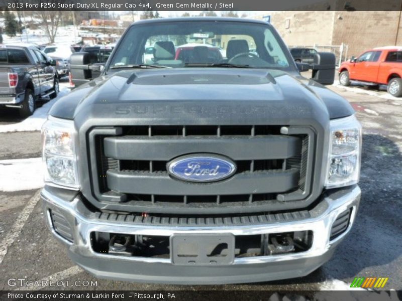  2013 F250 Super Duty XL Regular Cab 4x4 Green Gem Metallic