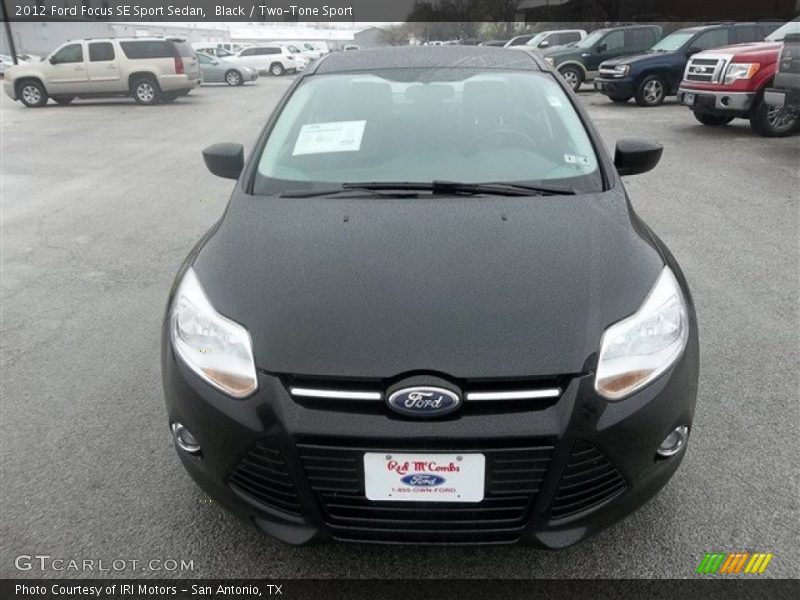 Black / Two-Tone Sport 2012 Ford Focus SE Sport Sedan