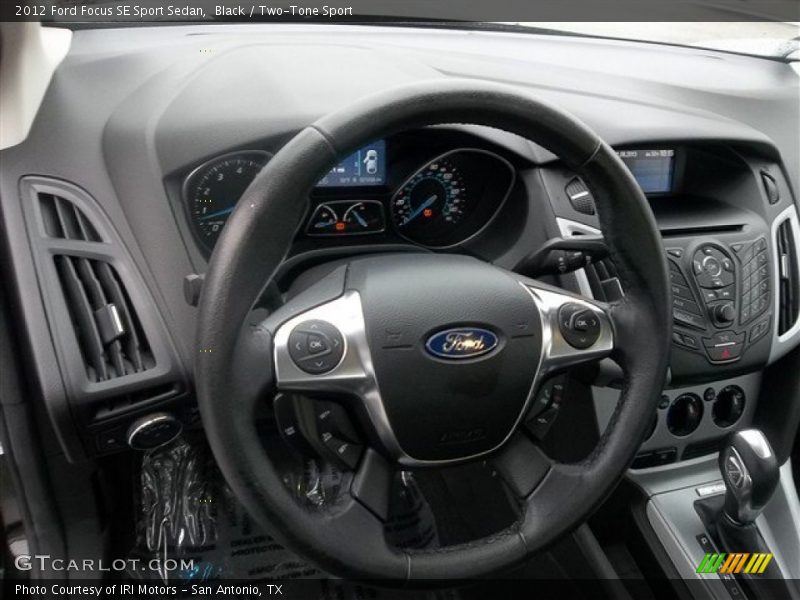 Black / Two-Tone Sport 2012 Ford Focus SE Sport Sedan